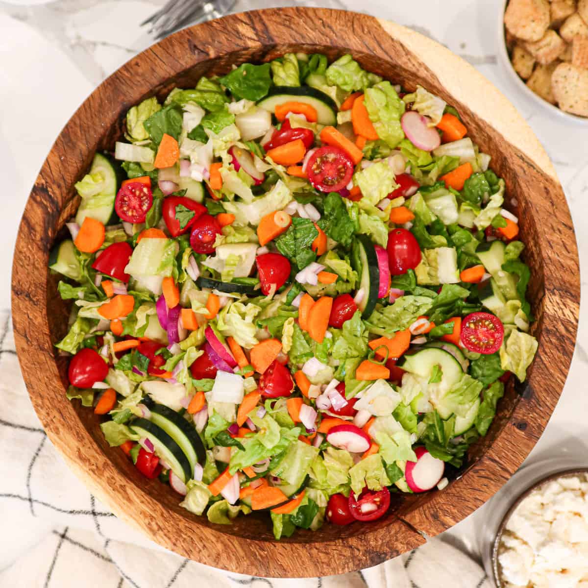 Garden-salad-thumbnail (1)